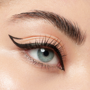 Apply Eyeliner Like a Pro